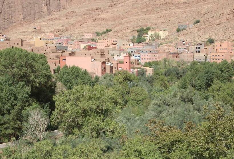 بنسيون La Belle étoile