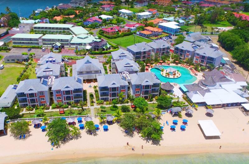 هتل Bay Gardens Beach Resort & Spa