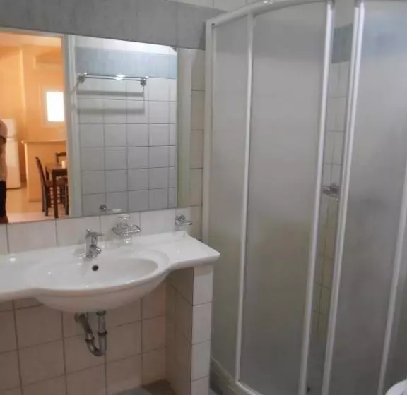 호텔 Frosini Gardens