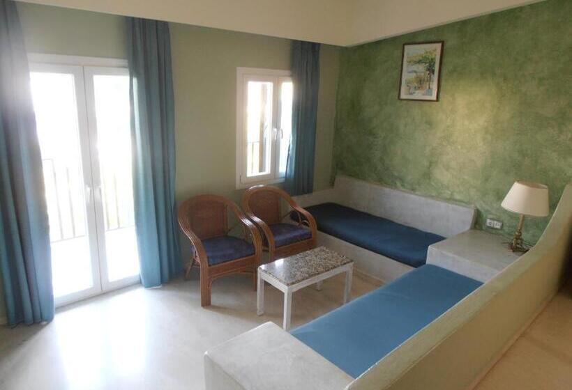 酒店 Frosini Gardens