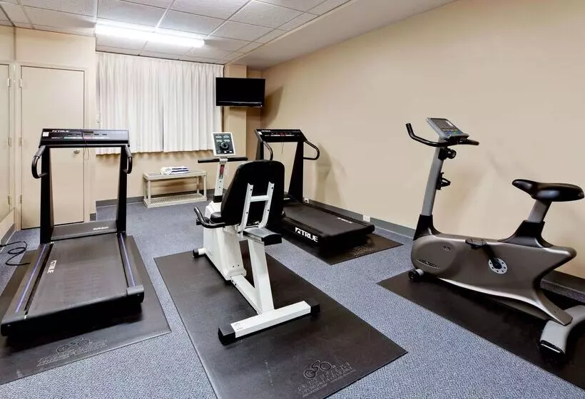 هتل Hawthorn Suites By Wyndham Louisville East