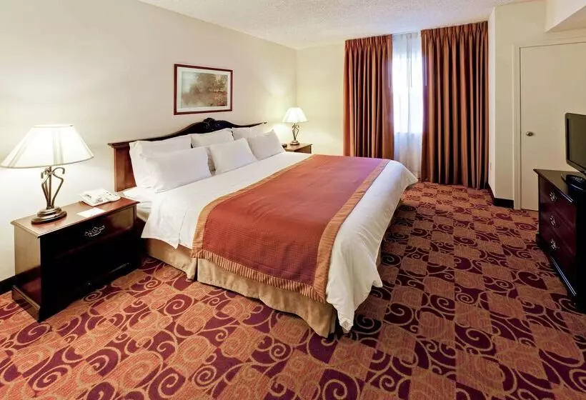 هتل Hawthorn Suites By Wyndham Louisville East