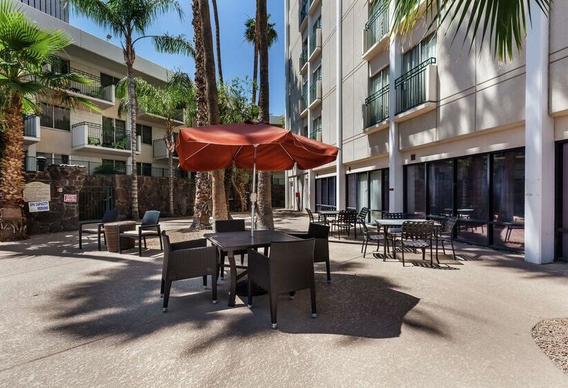 فندق Hilton Garden Inn Phoenix Midtown