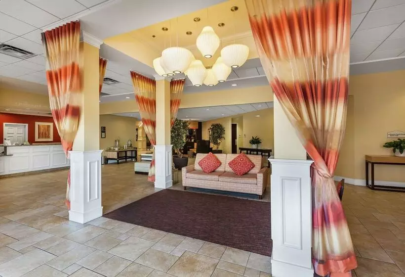 هتل Hilton Garden Inn Phoenix Midtown