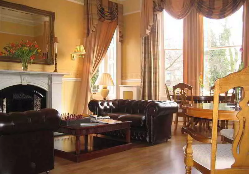 Отель Kingsburgh House