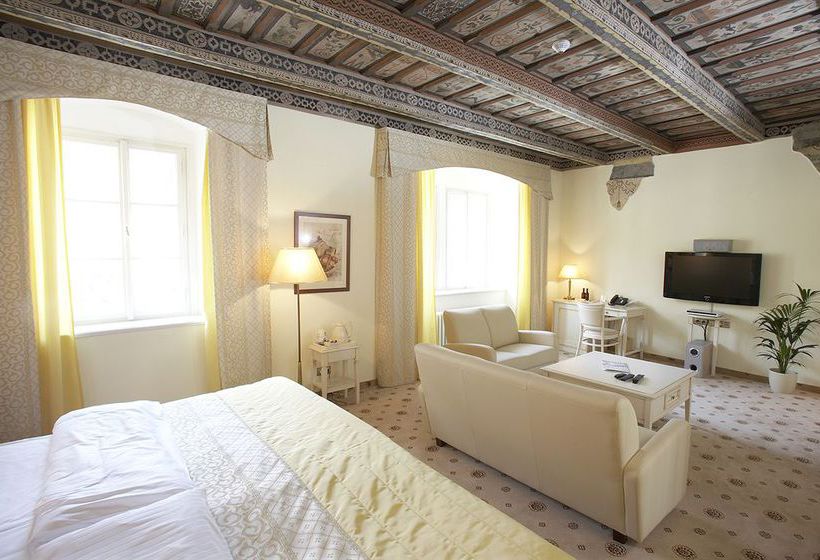 هتل Metamorphis Excellent