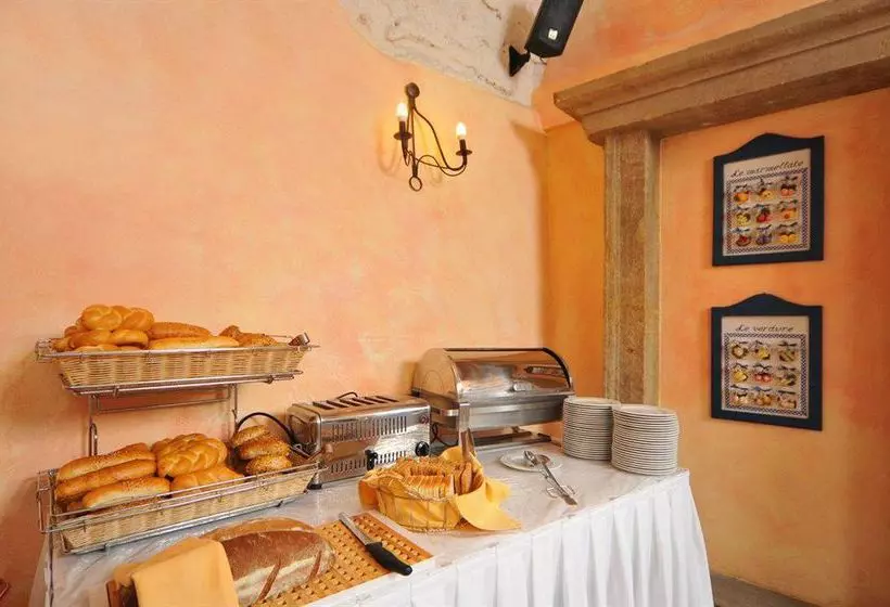 هتل Metamorphis Excellent