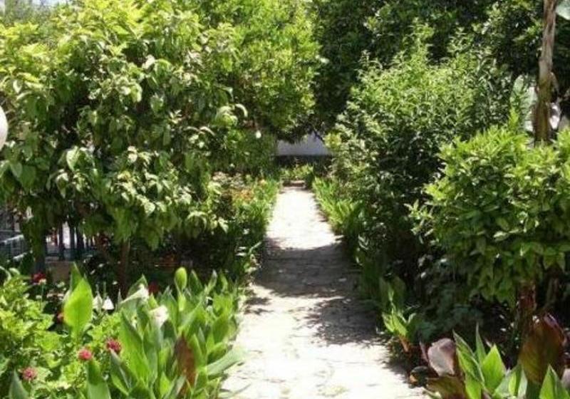 בית מלון כפרי Mutlu