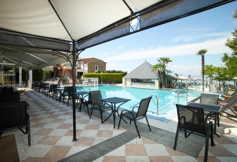 בית מלון כפרי Naias