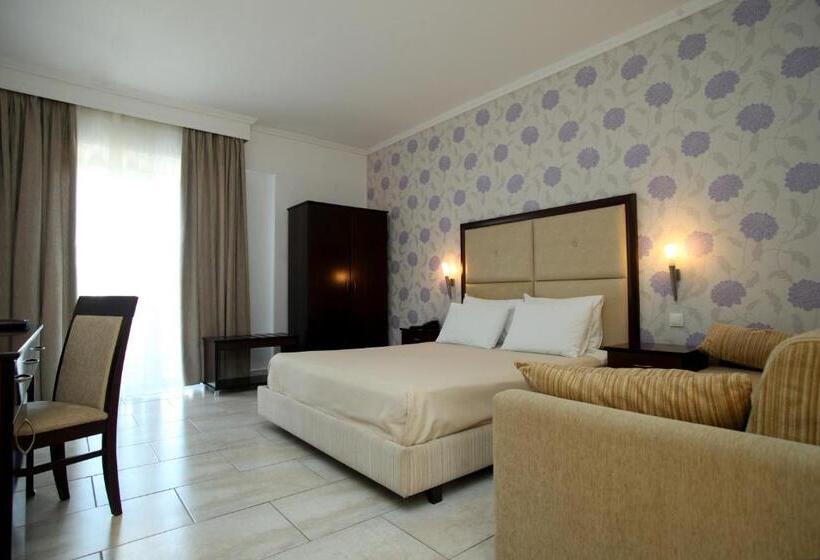 בית מלון כפרי Naias