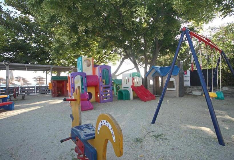 בית מלון כפרי Naias