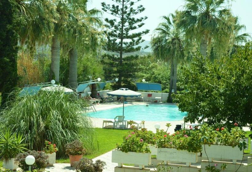 בית מלון כפרי Sabina