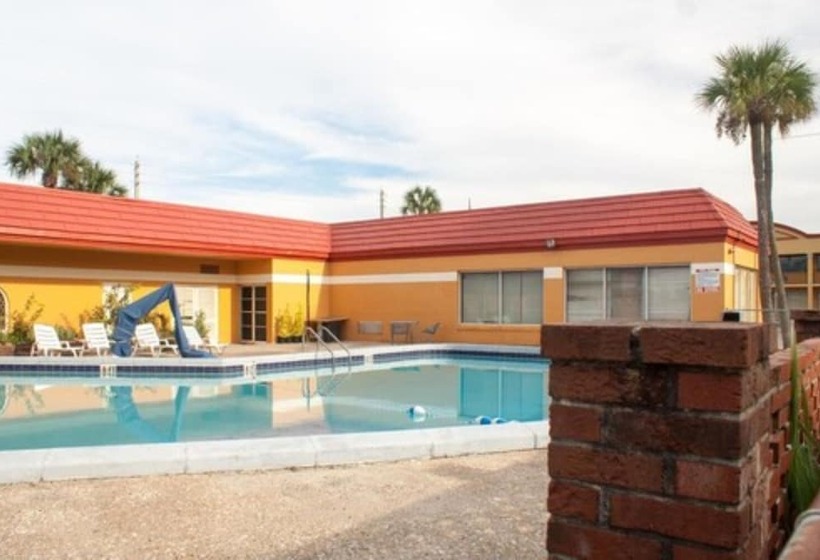 ホテル Scottish Inn Downtown Jacksonville