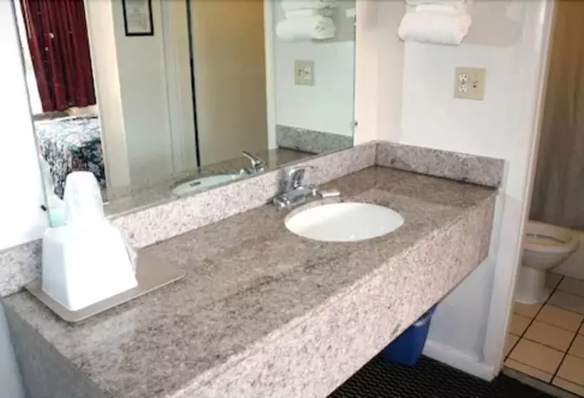 فندق Scottish Inn Downtown Jacksonville