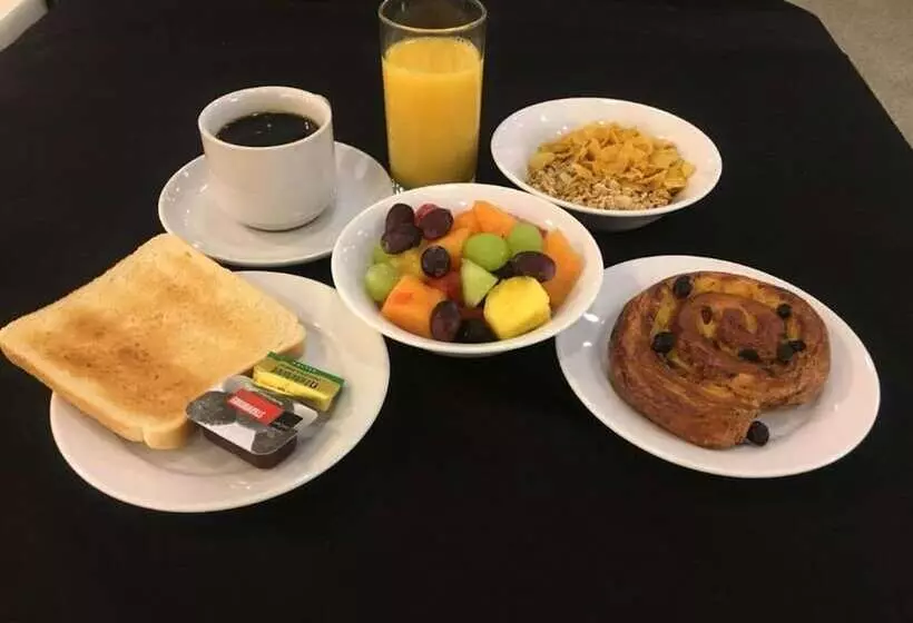 בית מלון כפרי Stamford Street Apartments