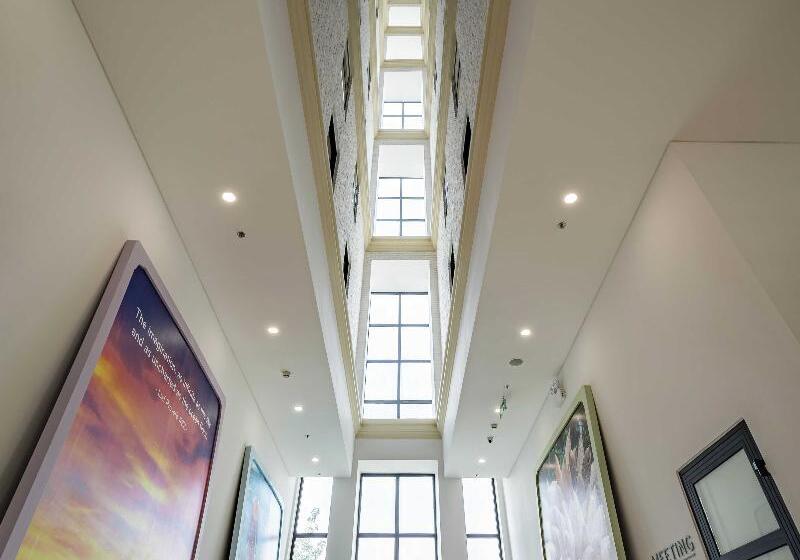 هتل Skool Plus Vung Tau