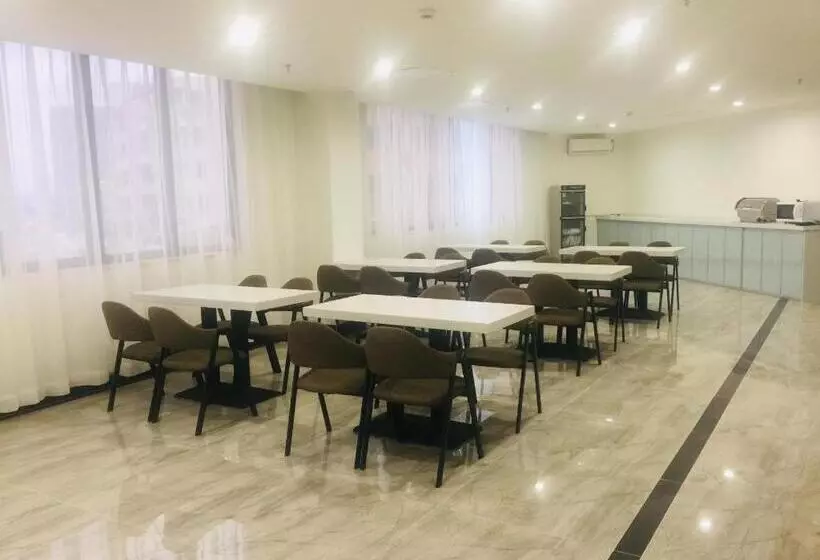 Pai Hotel Zhuhai Doumen Daxin Xinduhui Bus Terminal