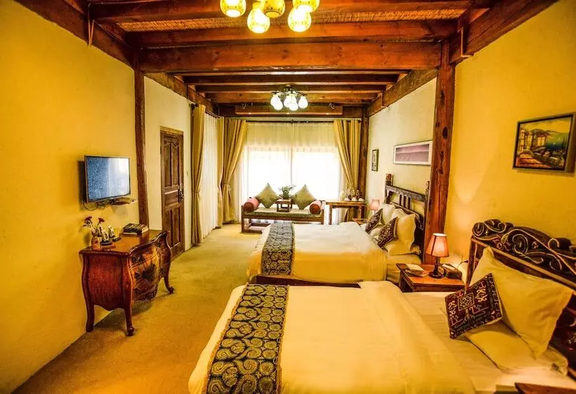 Hotelli Shangri La E Outfitting Boutique