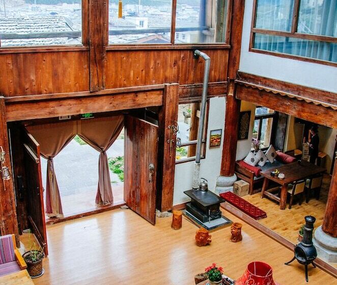 ホテル Shangri La E Outfitting Boutique