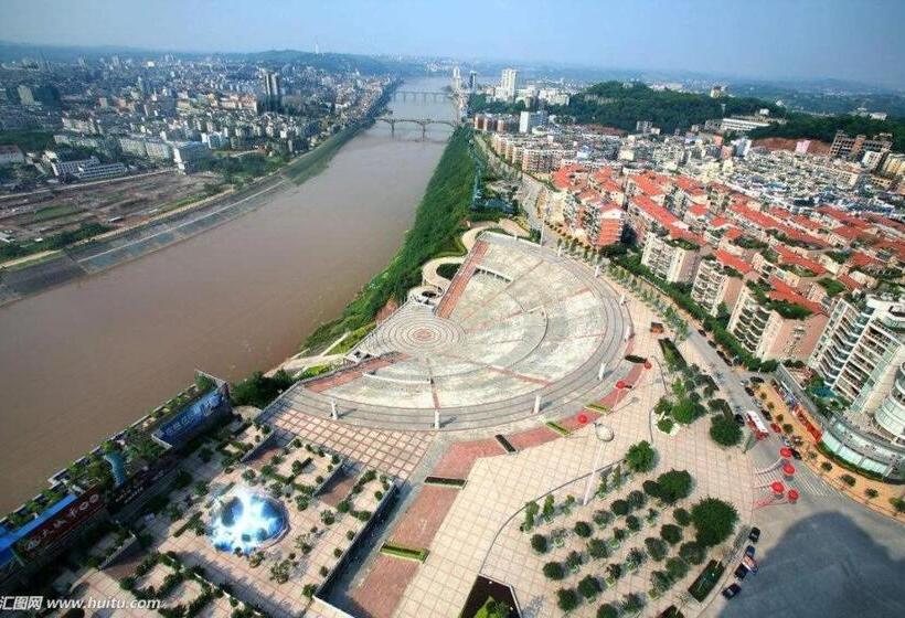 Pai Hotels·luzhou Dashanping Sichuan Police College