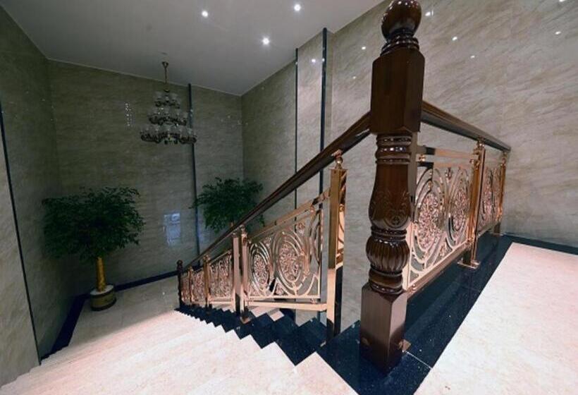 Pai Hotels·luzhou Dashanping Sichuan Police College