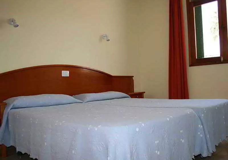 Apartamentos Atis Tirma