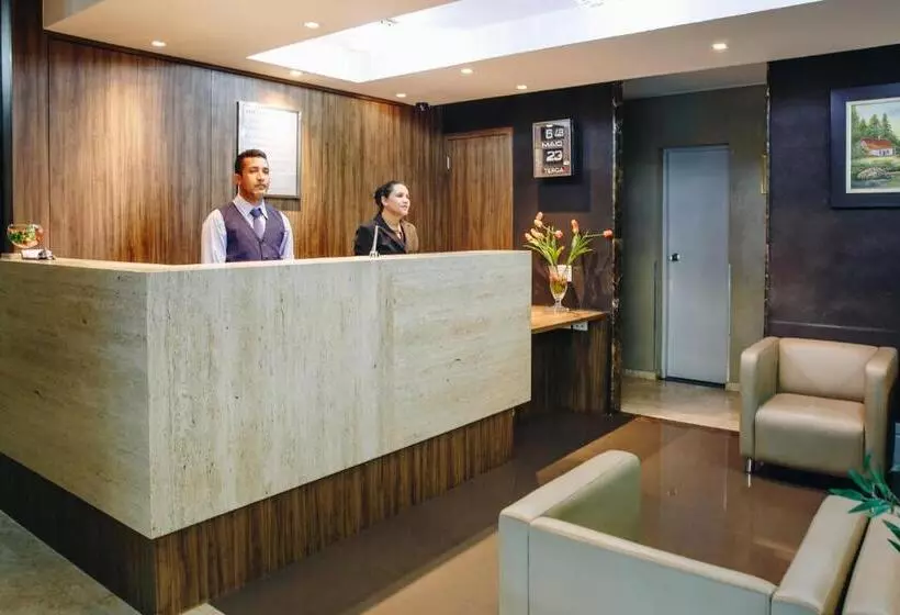 Athus Brasilia Hotel By Bsb Inn