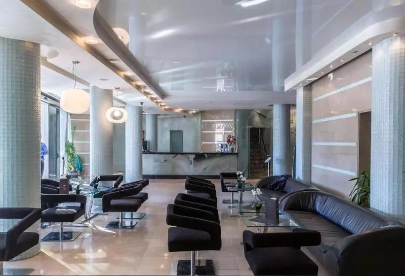 Cosmopolitan Hotel & Wellness