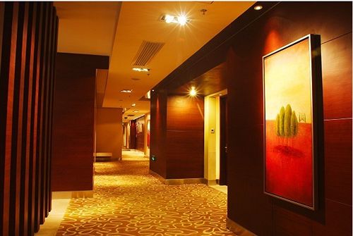 Shenzhen Caa Holy Sun Hotel, Luohu Railway Station