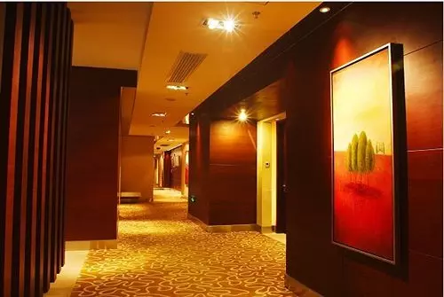 Shenzhen Caa Holy Sun Hotel, Luohu Railway Station