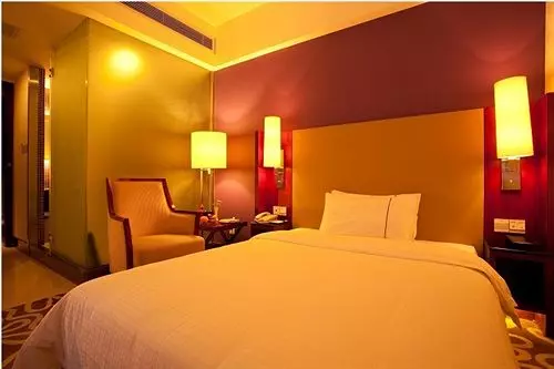 Shenzhen Caa Holy Sun Hotel, Luohu Railway Station