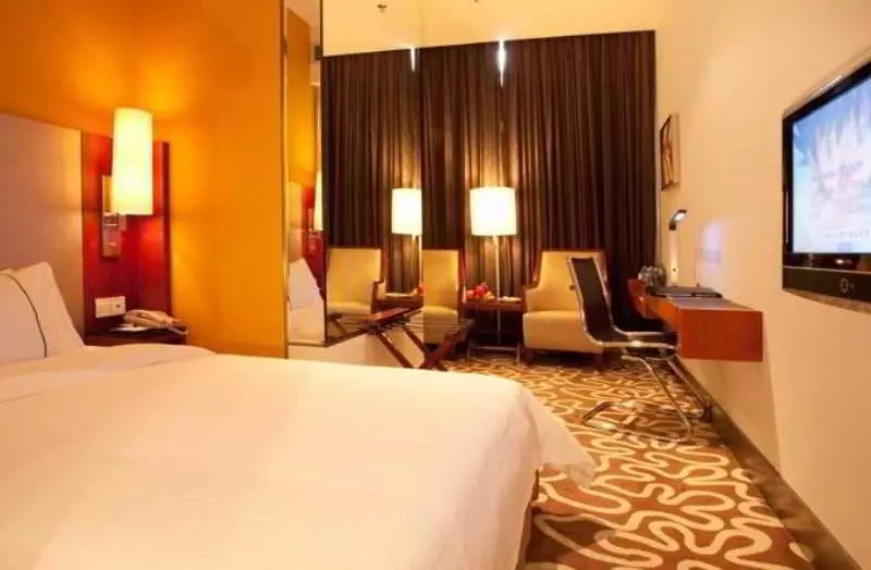 Shenzhen Caa Holy Sun Hotel, Luohu Railway Station