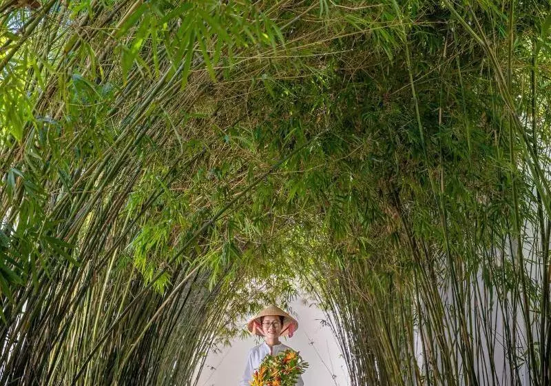 هتل Azerai Ke Ga Bay