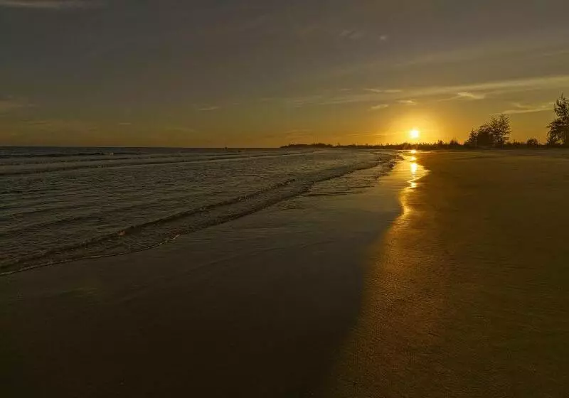 هتل Azerai Ke Ga Bay