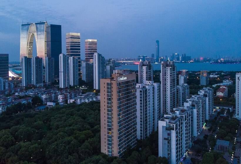 فندق Citadines Xinghai Suzhou