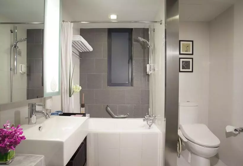 Отель Citadines Xinghai Suzhou