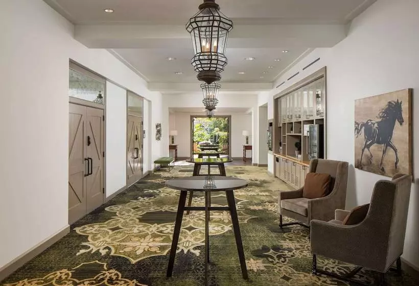 Estancia La Jolla Hotel & Spa