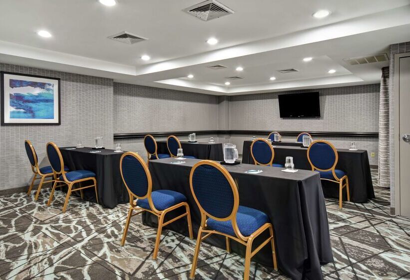 בית מלון כפרי Homewood Suites By Hilton Edgewater