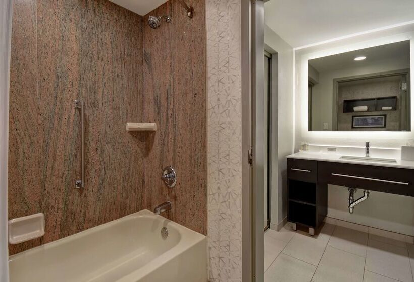 בית מלון כפרי Homewood Suites By Hilton Edgewater