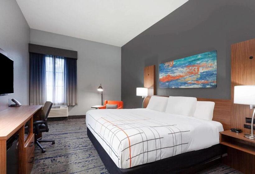 호텔 La Quinta Inn & Suites By Wyndham St. Petersburg Northeast