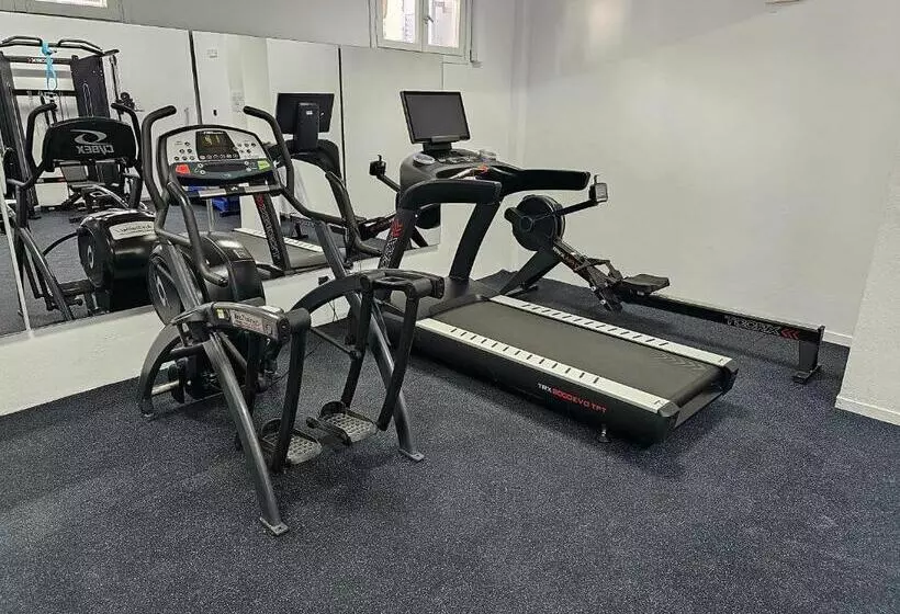 هتل Meltemi Village