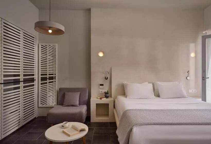 هتل Meltemi Village