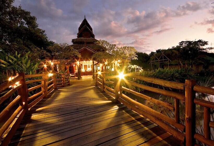 בית מלון כפרי Pai Hotsprings Spa Resort