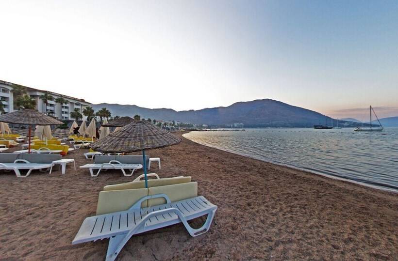 בית מלון כפרי Portofino