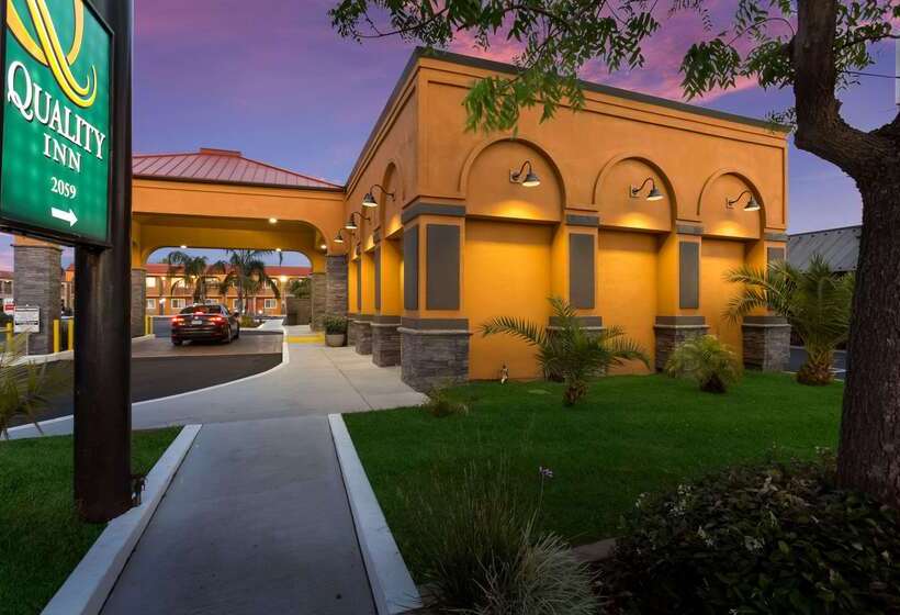 בית מלון כפרי Quality Inn Redding Near I5