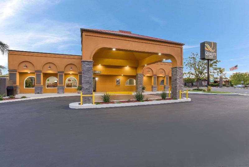 בית מלון כפרי Quality Inn Redding Near I5