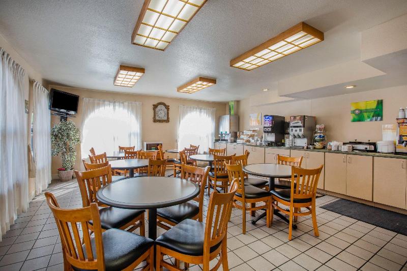 בית מלון כפרי Quality Inn Redding Near I5