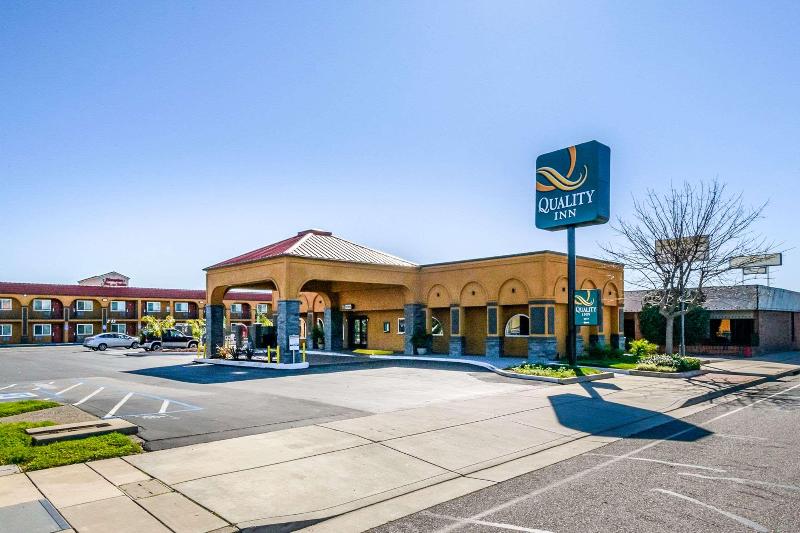 בית מלון כפרי Quality Inn Redding Near I5