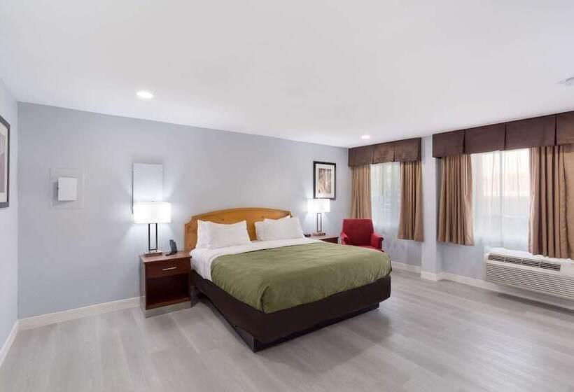 בית מלון כפרי Quality Inn Redding Near I5