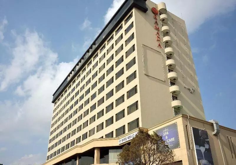 호텔 Ramada By Wyndham Songdo